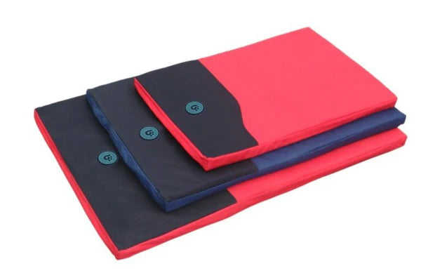 Bed Stay Dry Mat Red