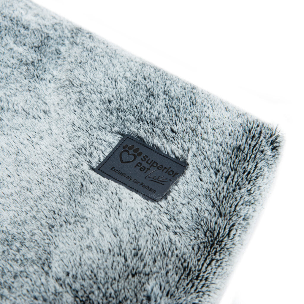 Superior Cosy Pet Burrow Artic Fur